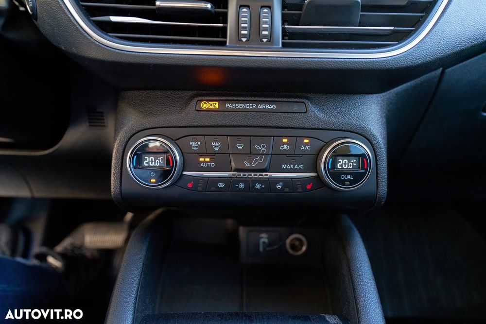 Ford Focus 1.5 EcoBlue Titanium - 19