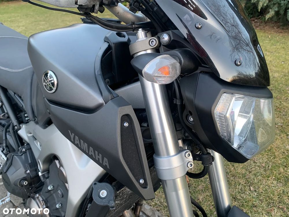 Yamaha MT - 16