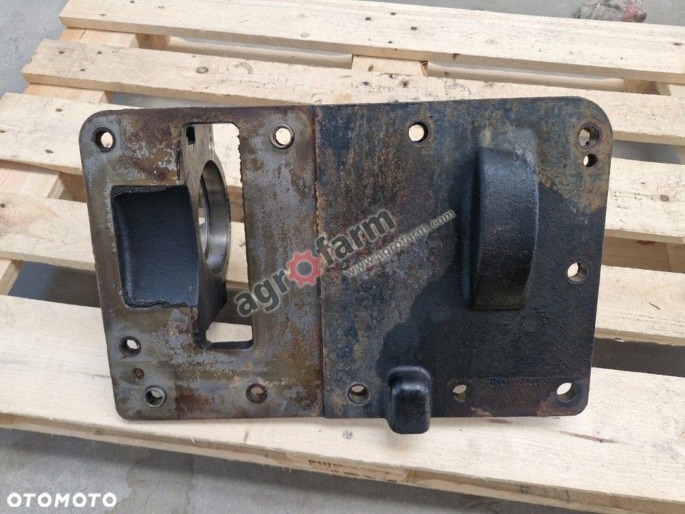 Wspornik Case Magnum 235, 250, 260, 280 - 1