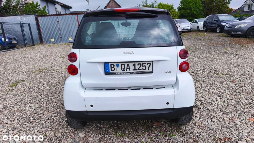 Smart Fortwo softouch black&white limited micro hybrid drive - 9