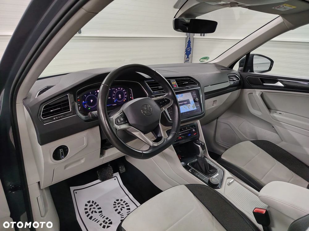Volkswagen Tiguan 2.0 TDI SCR 4MotION DSG Elegance - 17
