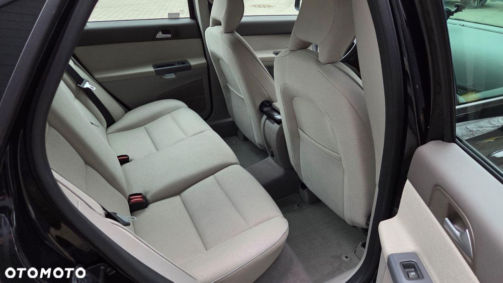 Volvo S40 2.0 Kinetic - 13