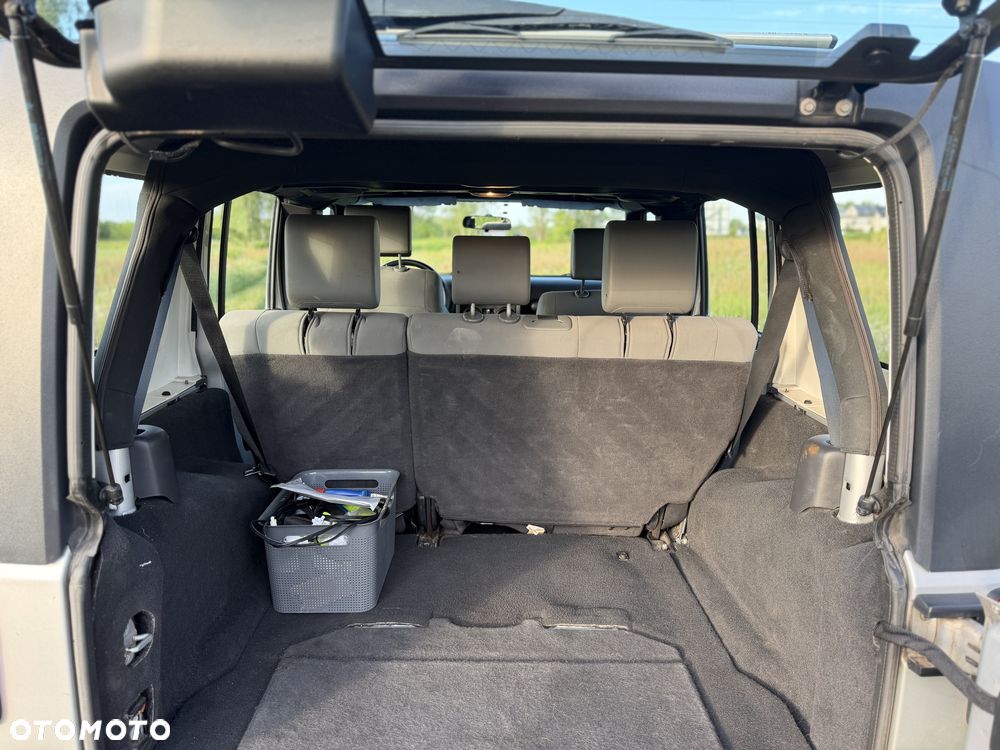 Jeep Wrangler Unlimited 2.8 CRD Sport - 11
