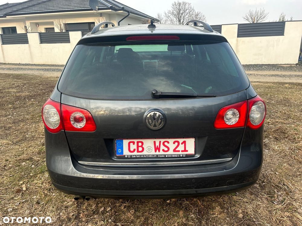 Volkswagen Passat 1.8 TSI Trendline - 6