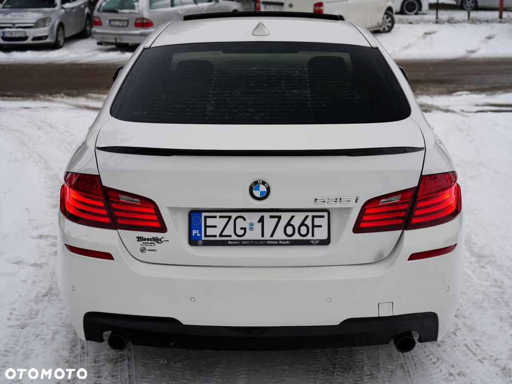 BMW Seria 5 535i - 12
