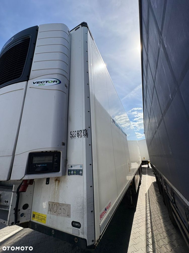 Schmitz Cargobull SCB*S3B - 4