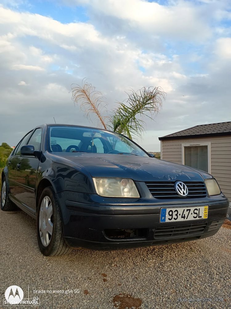 VW Bora 1.6 Highline - 4