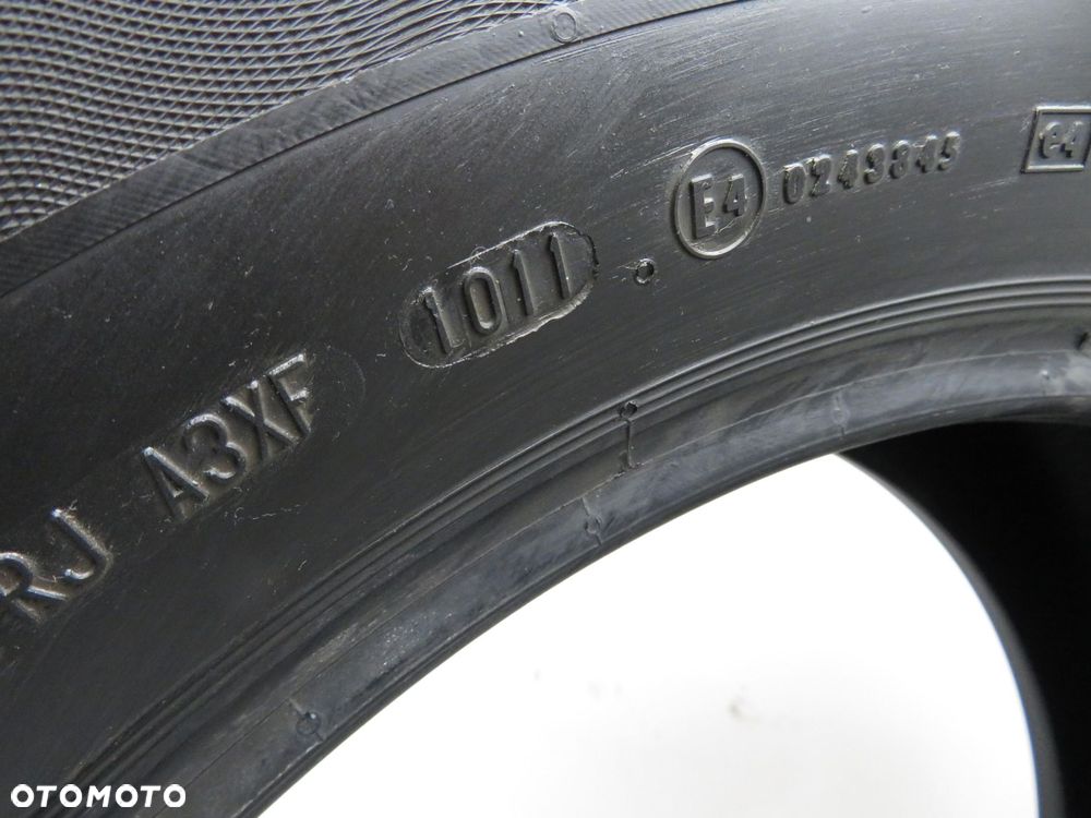 235/60R17 OPONY LETNIE CONTINENTAL CONTIPREMIUMCONTACT 2 102Y AO DOT: 1011. - 4