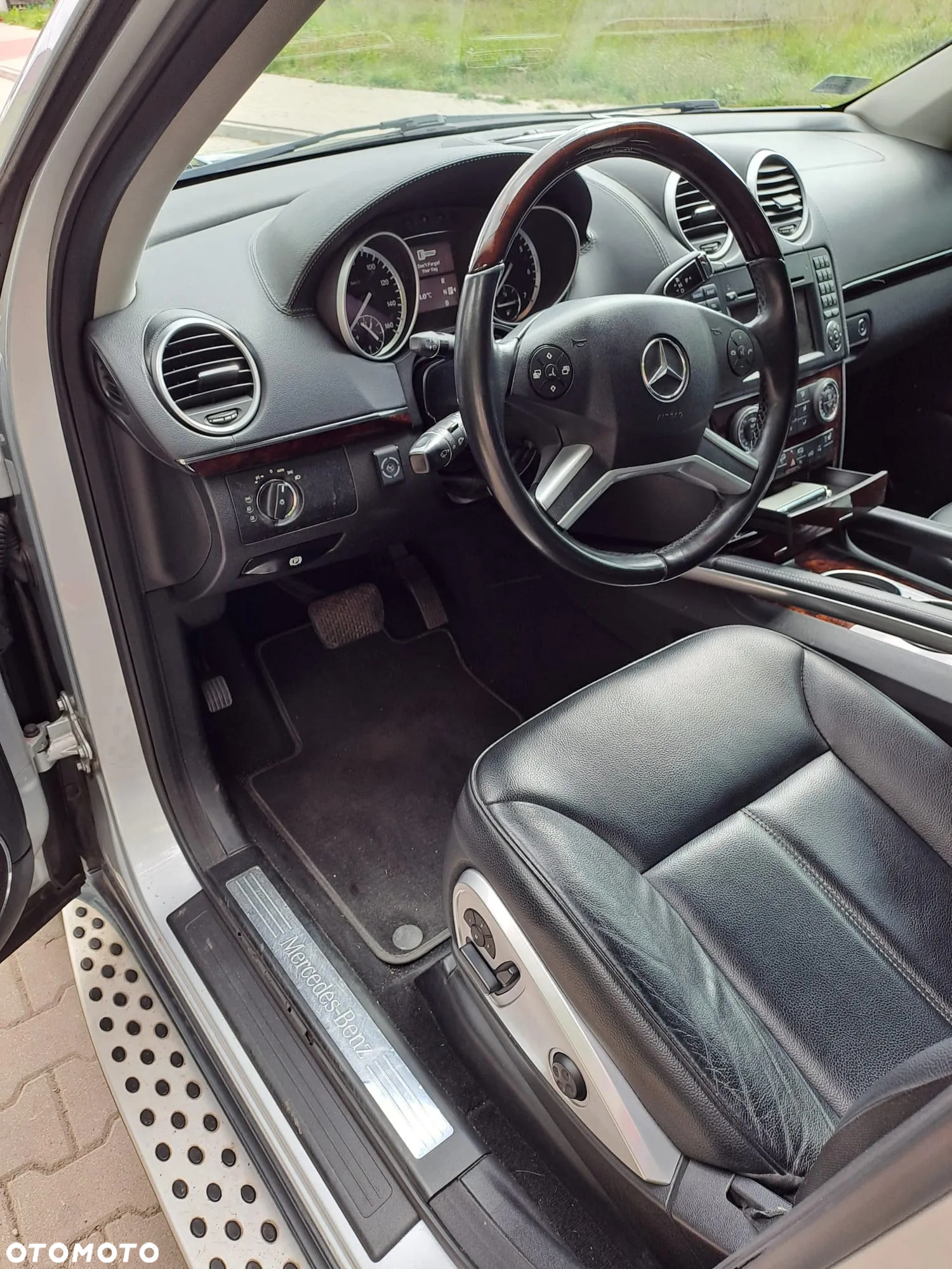 Mercedes-Benz GL 450 4Matic 7G-TRONIC - 2
