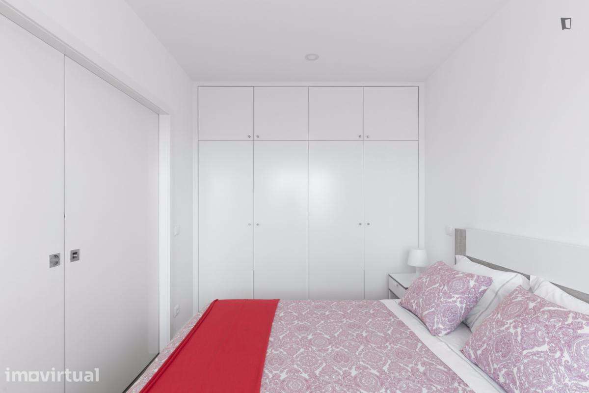 Apartamento com 1 quartos - localizado em Cedofeita Porto - Grande imagem: 2/27