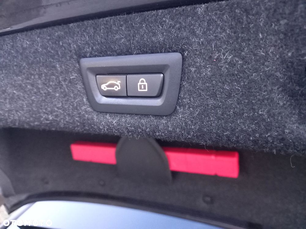 BMW Seria 5 530i xDrive Luxury Line - 19