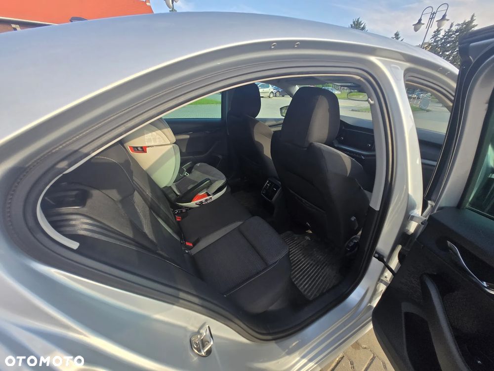 Skoda Octavia 1.5 TSI ACT Ambition - 14