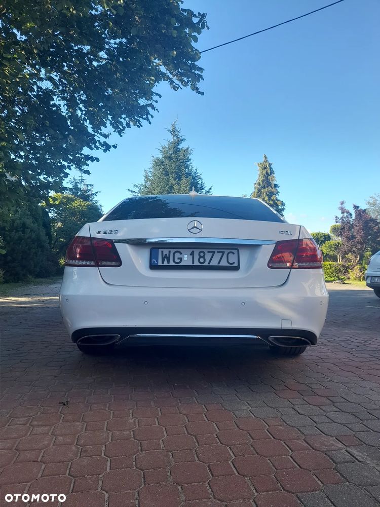 Mercedes-Benz Klasa E 220 BlueTEC 4-Matic Classic - 9
