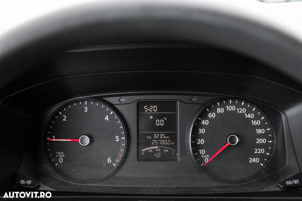 Volkswagen Transporter - 14