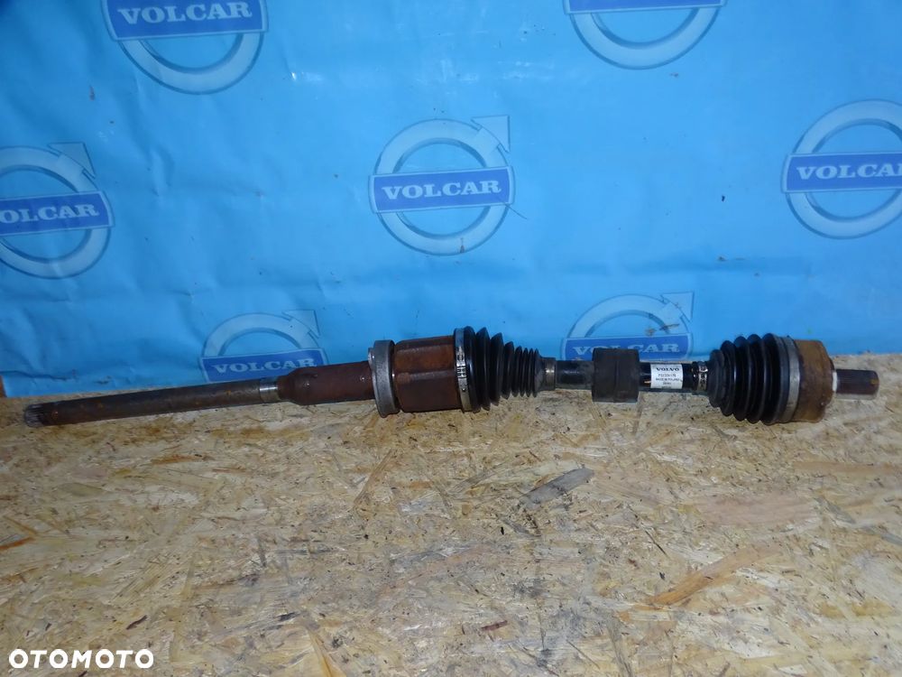 PÓŁOŚ PRAWA VOLVO XC60 II B5 MILD HYBRID 32336176 - 1