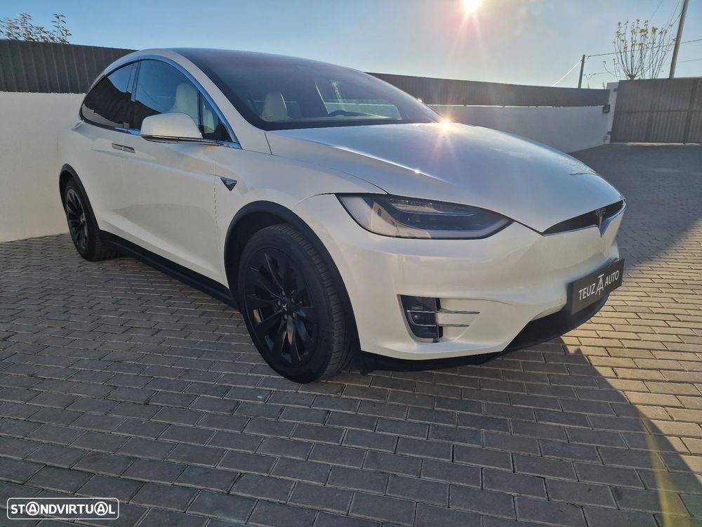 Tesla Model X 100D - 3