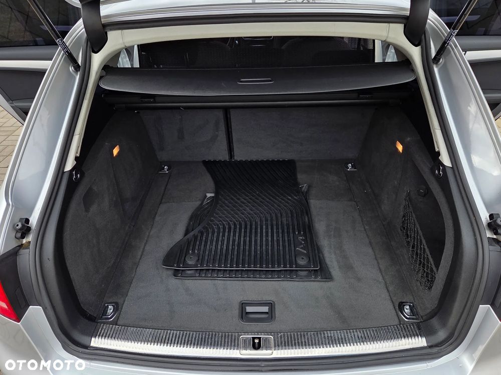 Audi A4 Avant 1.8 TFSI quattro Ambiente - 39