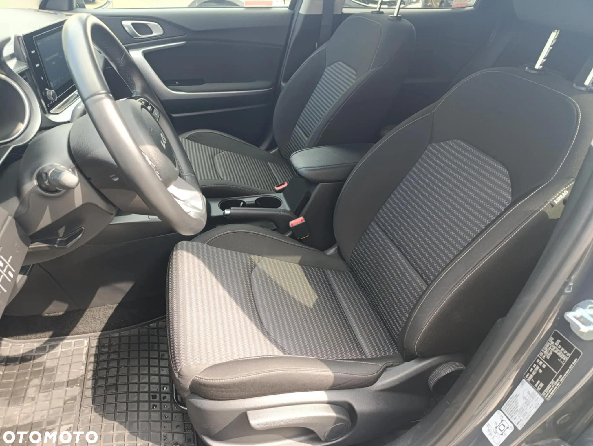 Kia XCeed 1.5 T-GDI M - 6