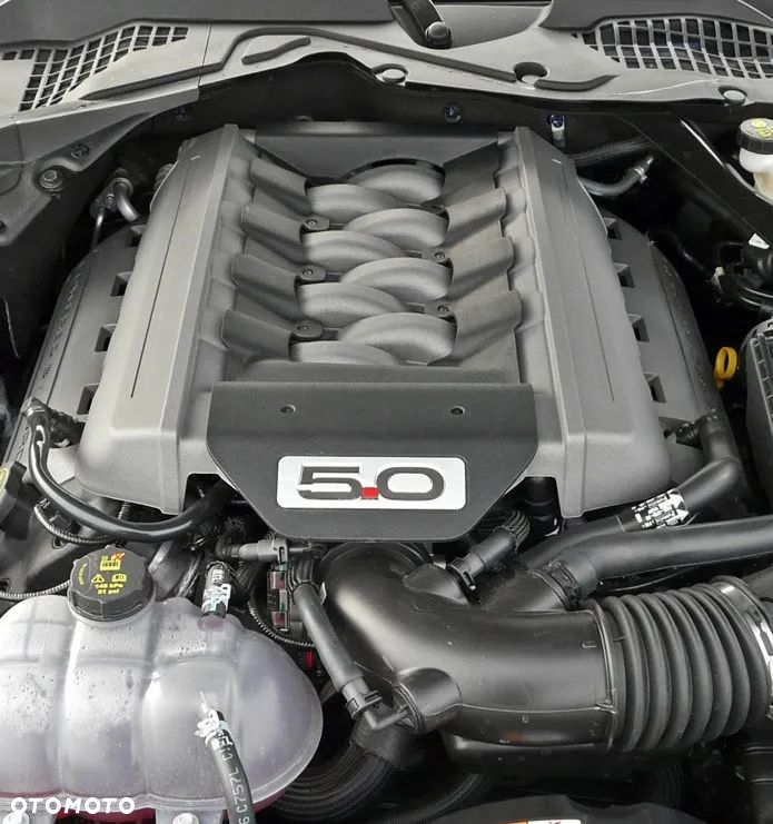 Ford Mustang 5.0 V8 GT - 8