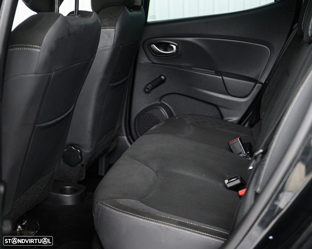 Renault Clio 0.9 TCe Limited - 16