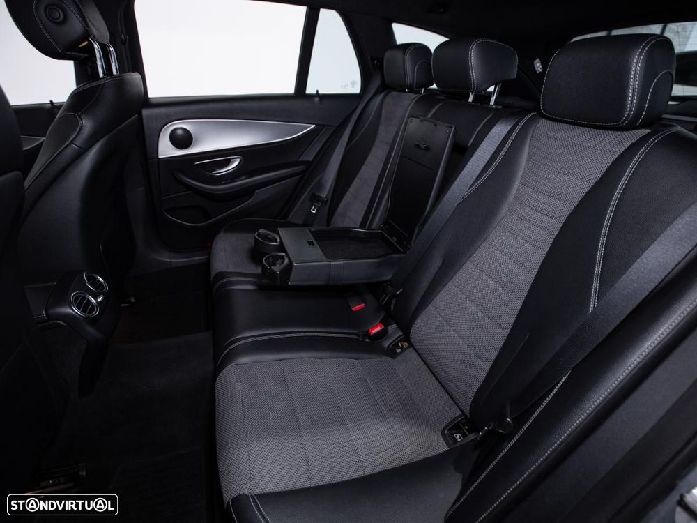 Mercedes-Benz E 220 - 11