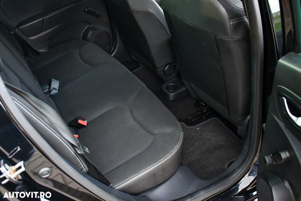 Renault Clio dCi 90 Dynamique - 21