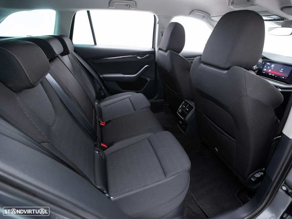 Skoda Octavia Break 2.0 TDI Ambition DSG - 11