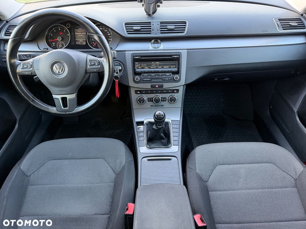 Volkswagen Passat 2.0 TSI Comfortline - 8