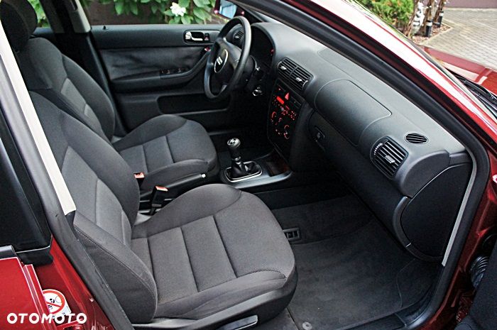 Audi A3 Sportback 1.8 Attraction - 18