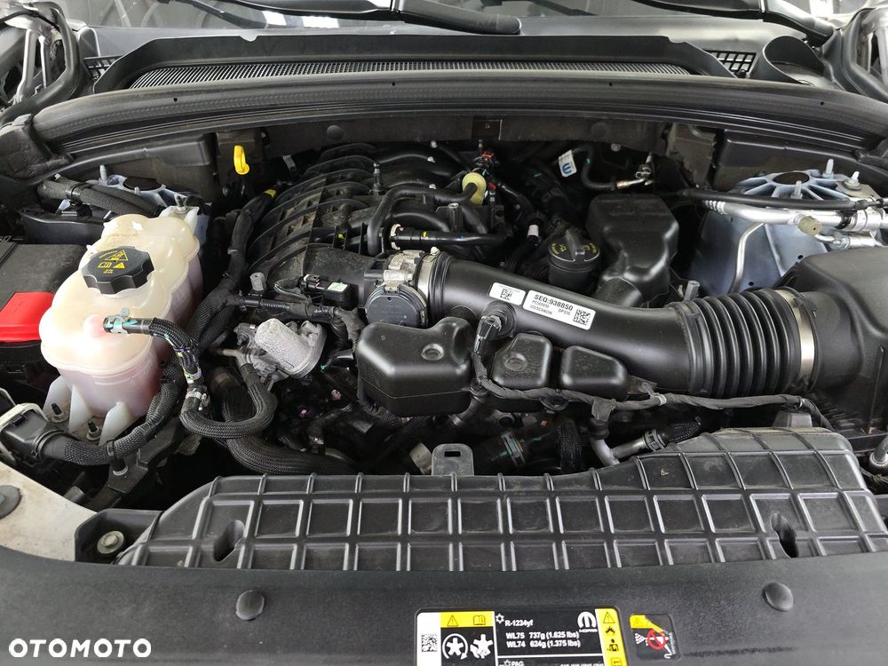 Jeep Grand Cherokee - 16