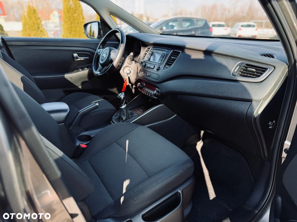 Kia Carens 1.7 CRDi L - 17