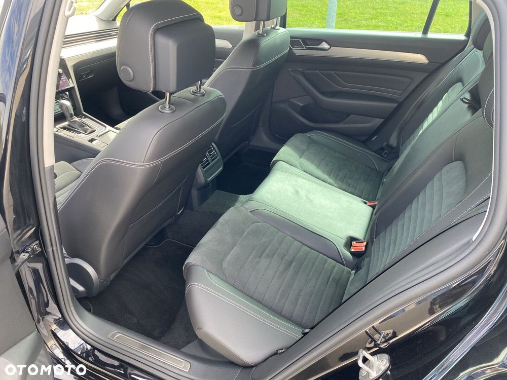 Volkswagen Passat - 10