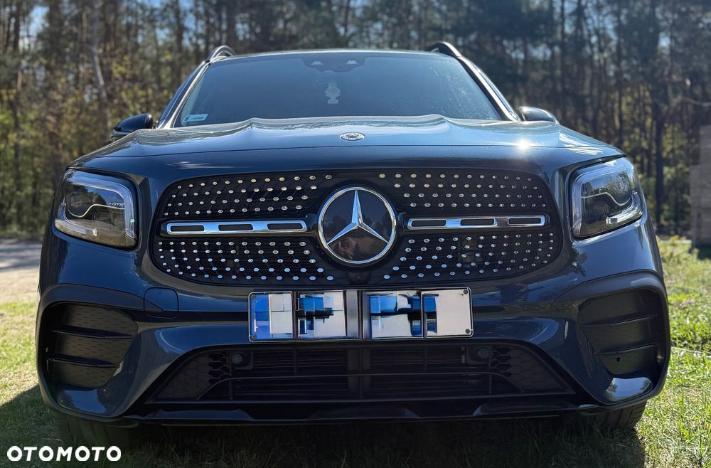 Mercedes-Benz GLB 220 d AMG Line 8G-DCT - 4