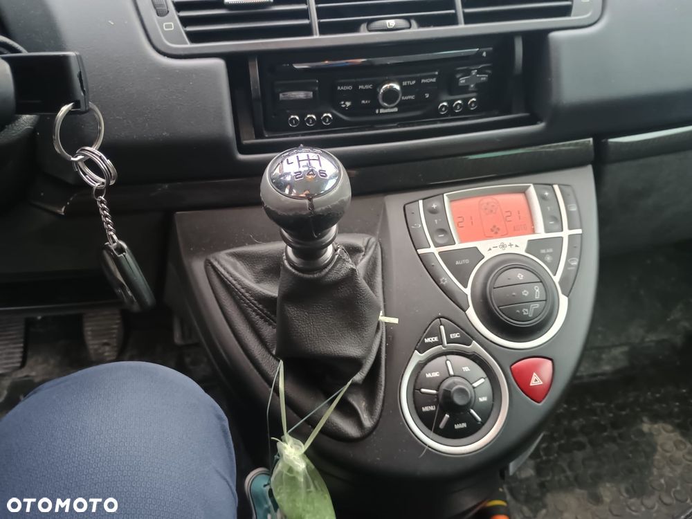 Citroën C8 HDi 135 Selection - 5