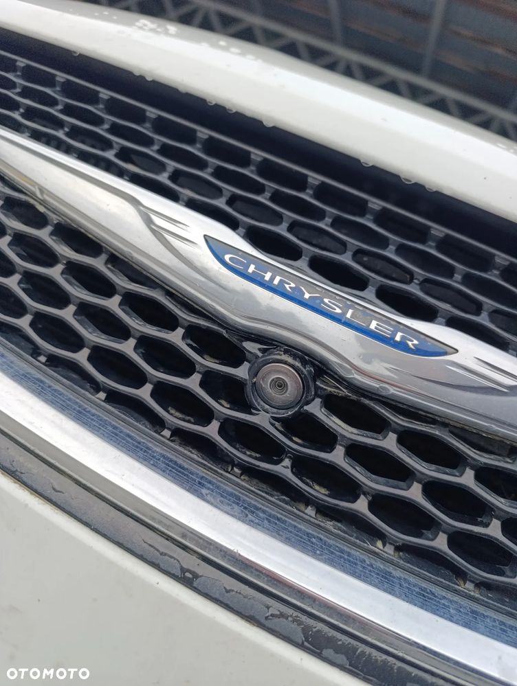 Chrysler Pacifica - 14