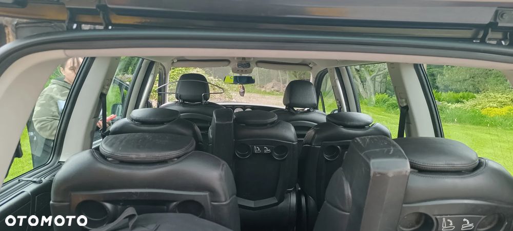 Peugeot 807 - 11