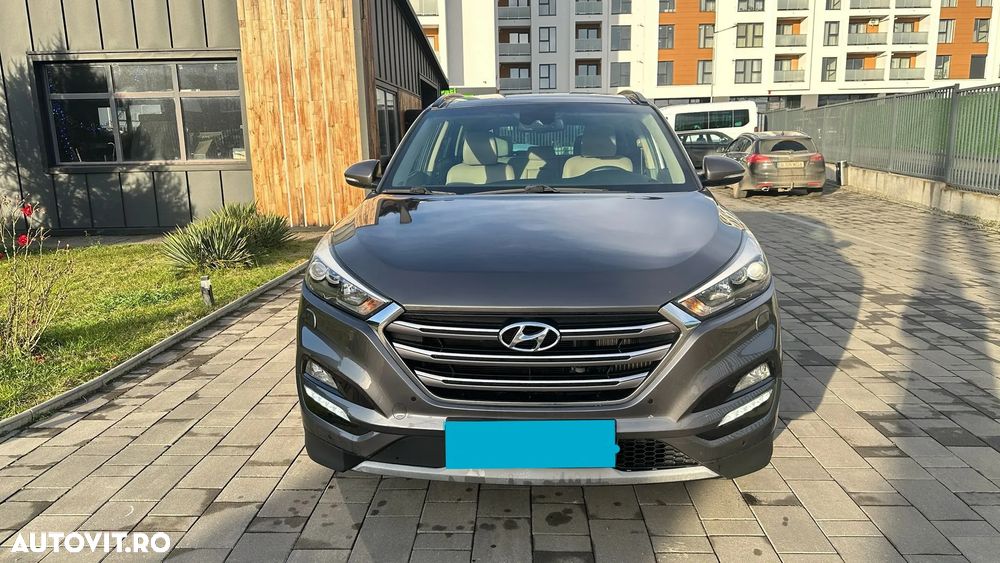 Hyundai Tucson 2.0 CRDI 4WD 6AT Luxury Pack+ - 3