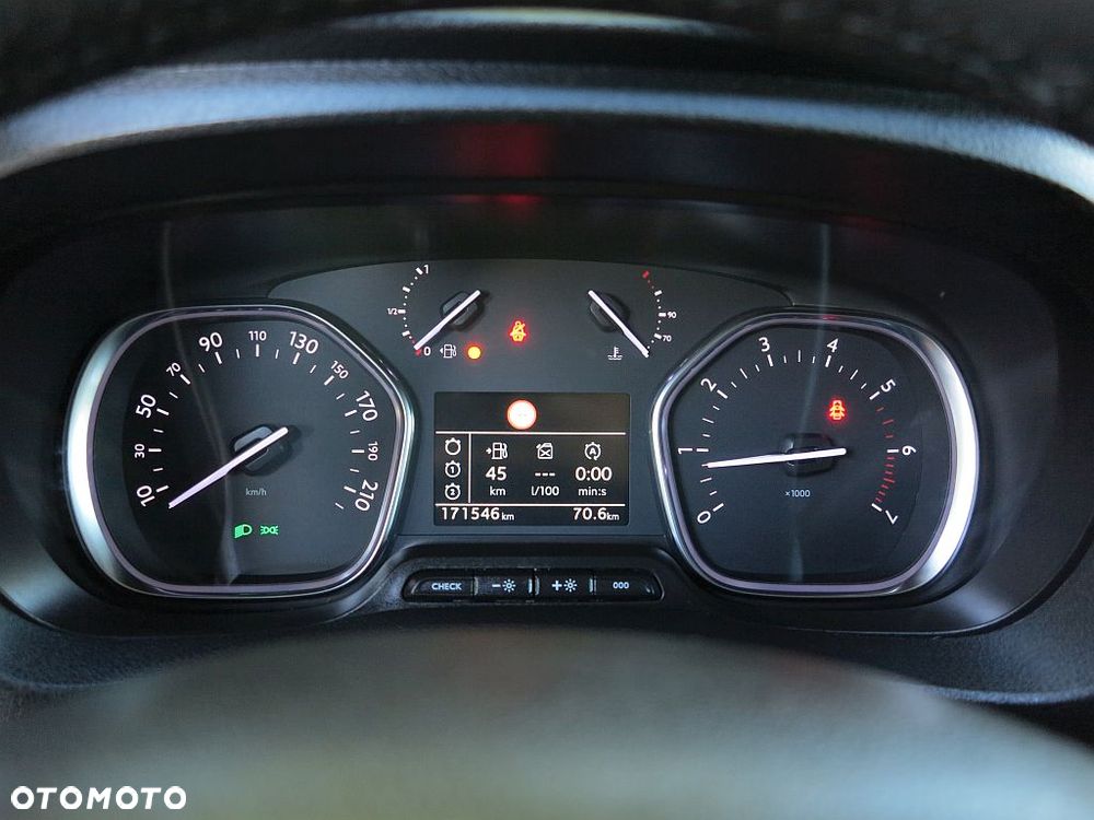 Peugeot Expert - 18