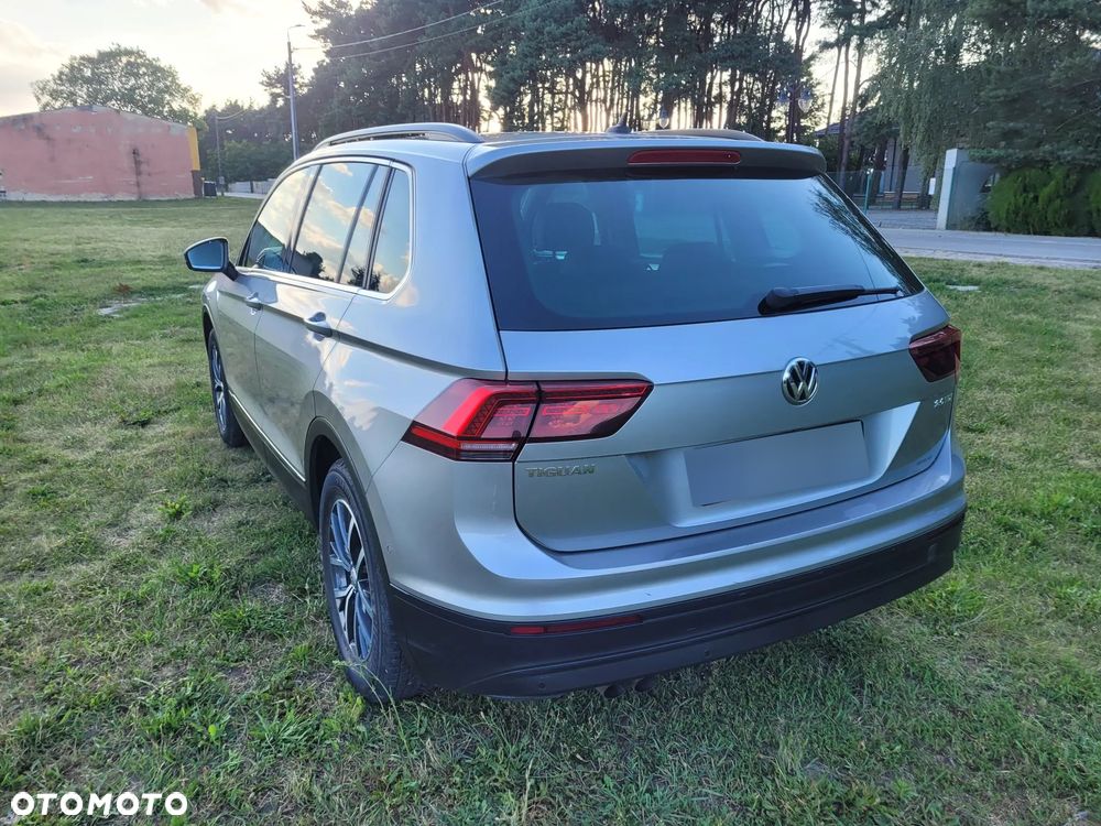 Volkswagen Tiguan - 13