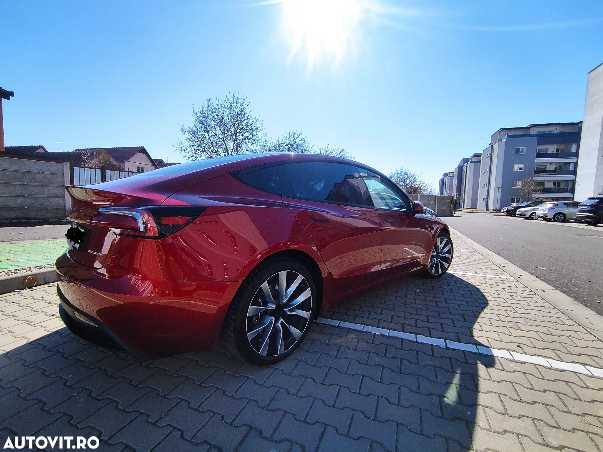 Tesla Model 3 - 5