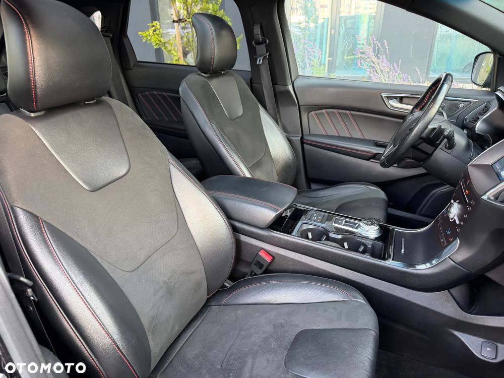Ford Edge 2.0 EcoBlue Bi-Turbo 4x4 ST-LINE - 23