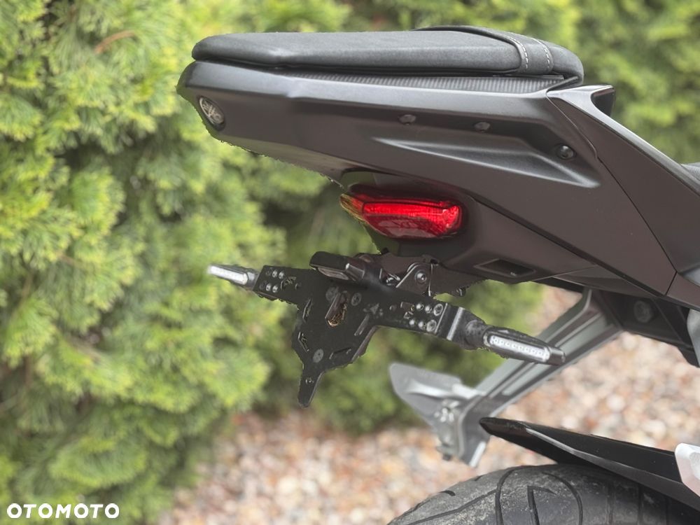 Yamaha MT - 24