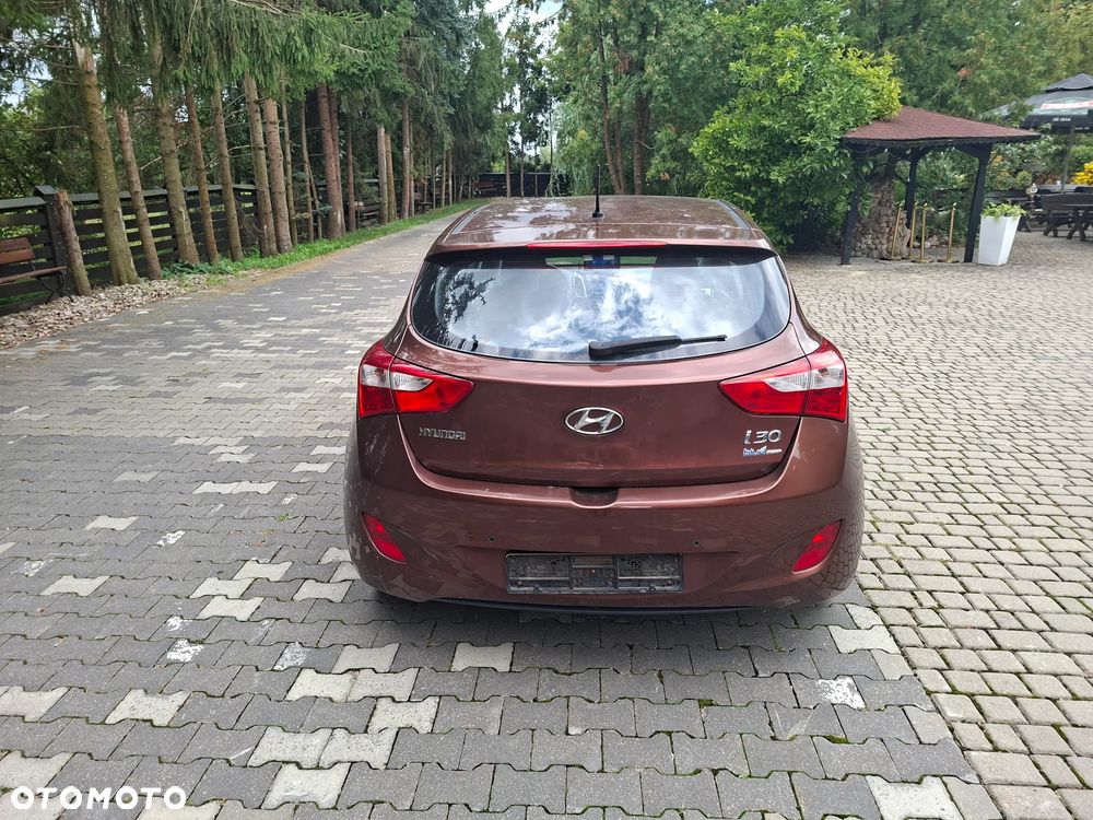 Hyundai i30 1.6 GDI Premium - 4