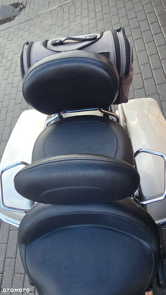 Harley-Davidson Touring Road King - 16