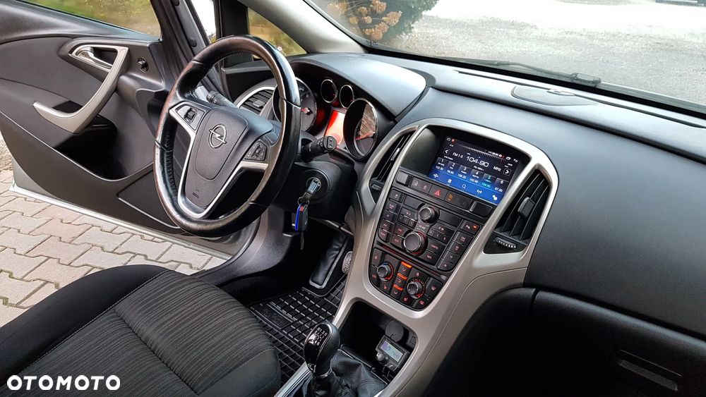 Opel Astra 1.4 T Cosmo - 21