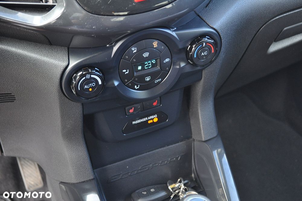 Ford EcoSport 1.0 EcoBoost TITANIUM - 29