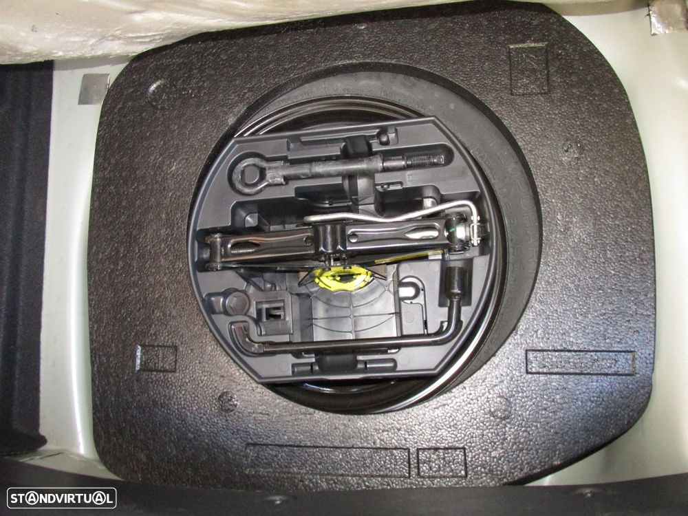 Citroën C3 1.4 HDi Exclusive Airdream - 40