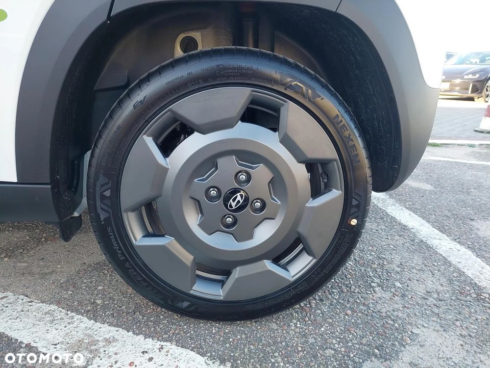 Hyundai Inster 49kWh Cross Smart - 18