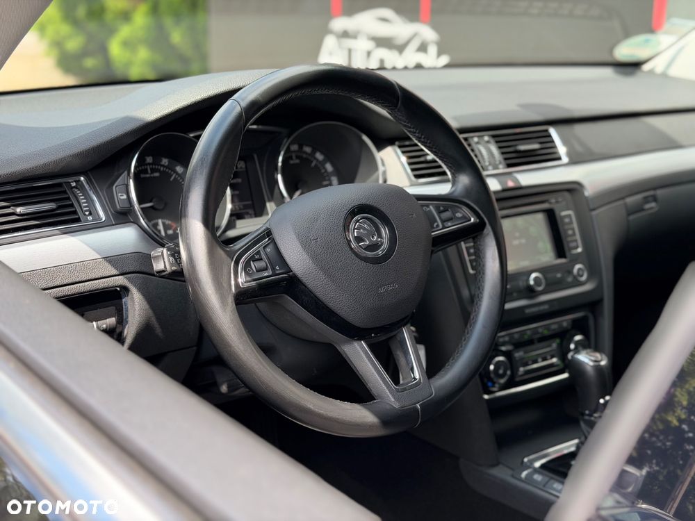 Skoda Superb 2.0 TDI DSG Ambition - 18