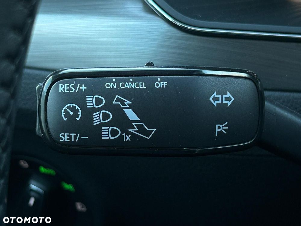 Skoda Superb 2.0 TDI SCR Style DSG - 22